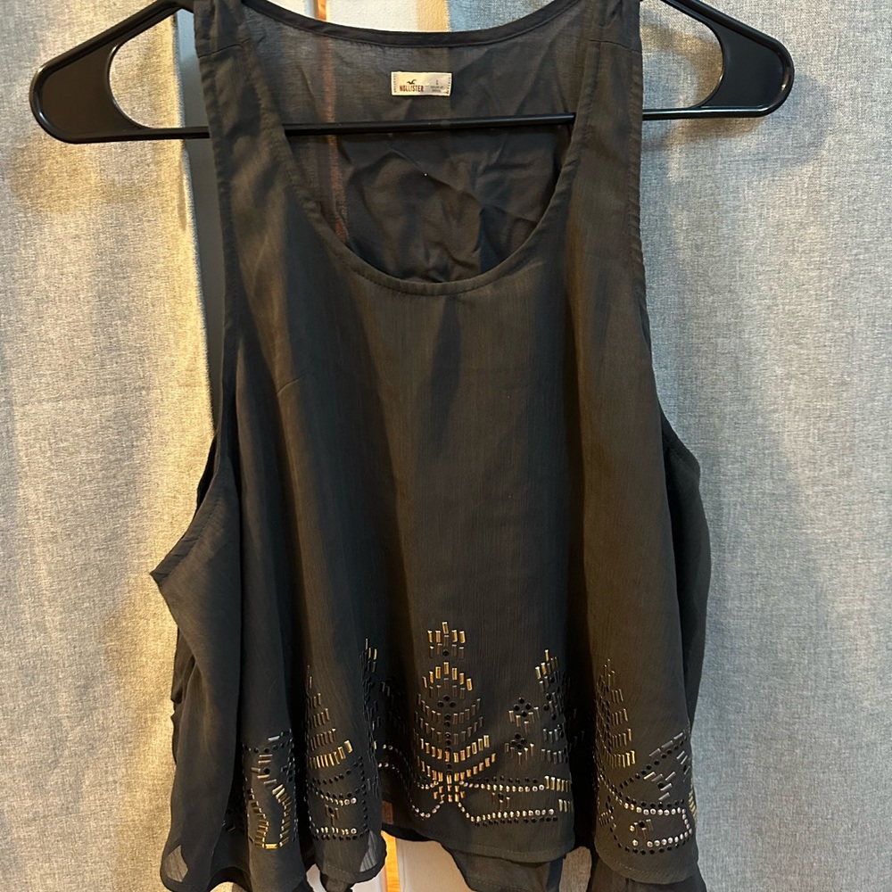 Hollister dark grey Sleeveless cropped top, size large